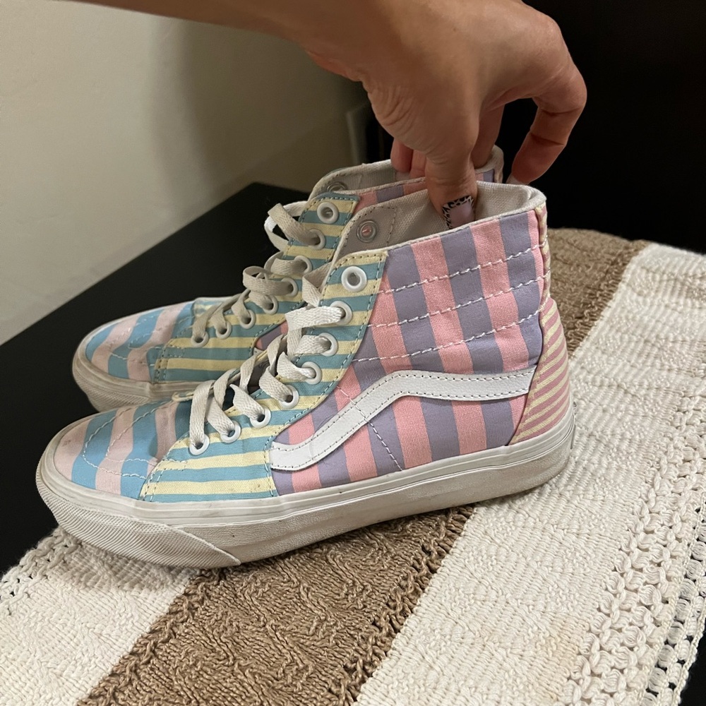 Pastel High-Top Sneaker VANS